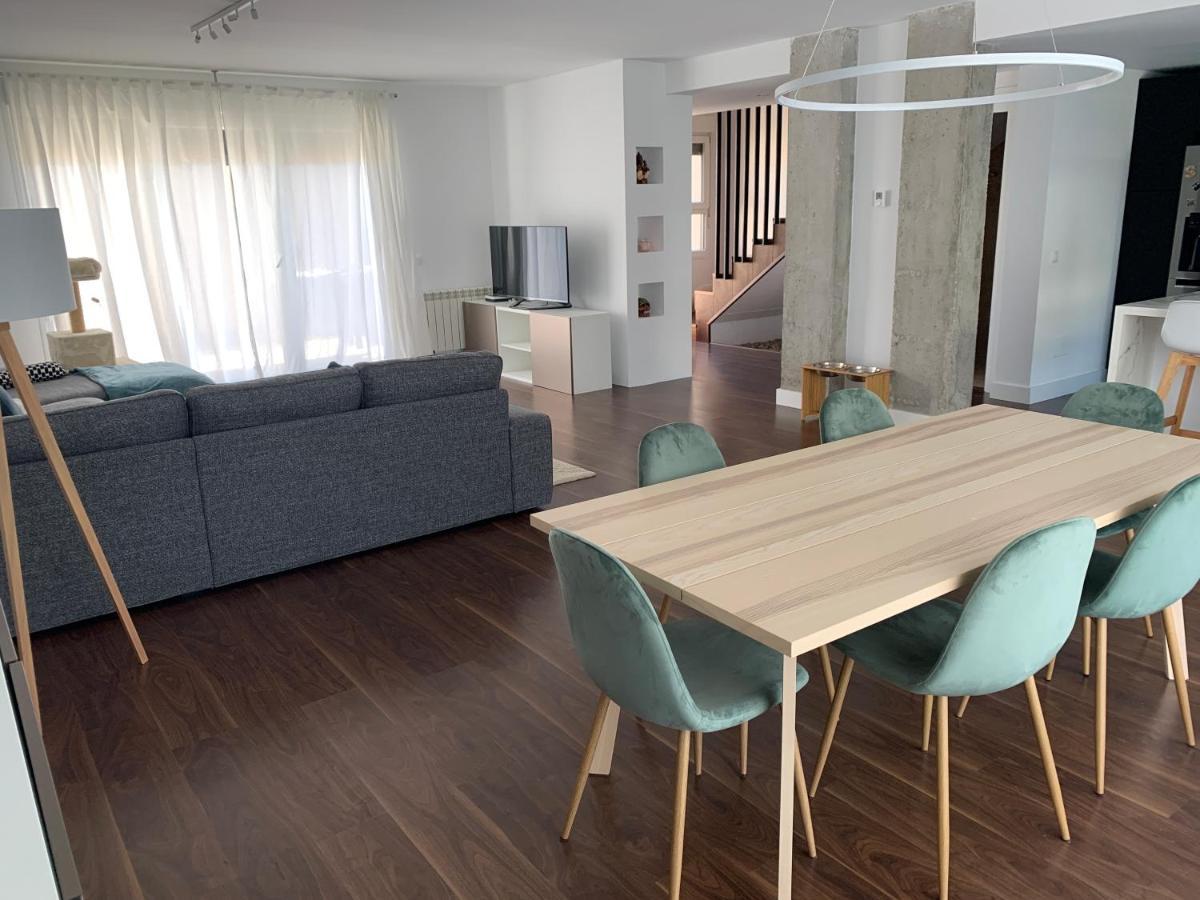 Chalet Con Piscina Privada A 25 Min De Madrid Арройомолинос Экстерьер фото